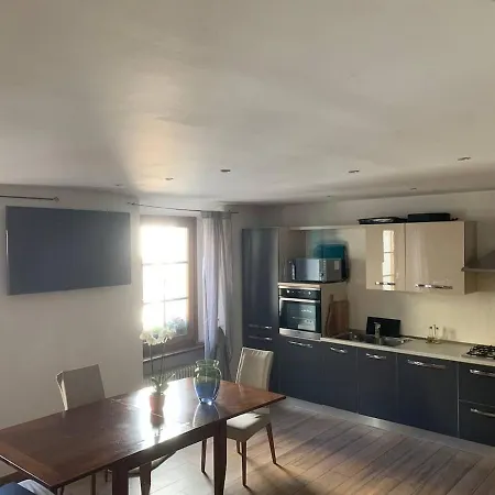 Center Large With Large Shower * Aosta